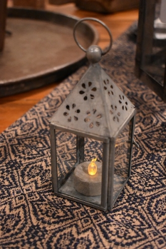 TEA LIGHT LANTERN AVAIL JUNE 2023